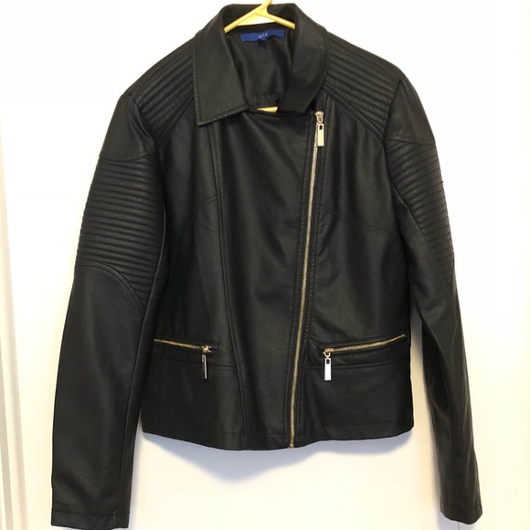 Faux leather jacket! - Picture 2 of 6